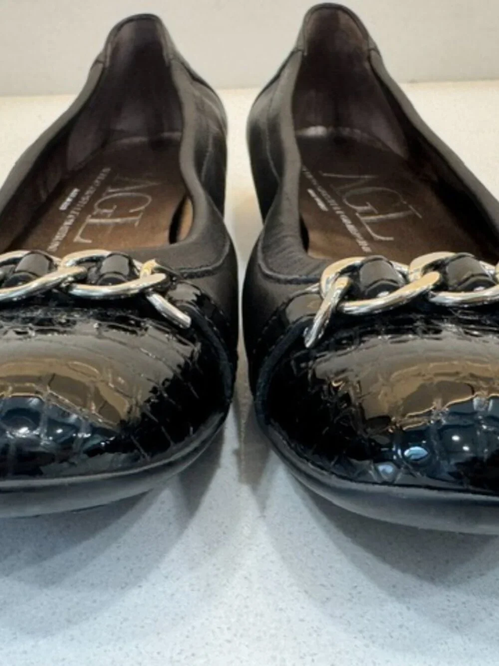 AGL Attilio Giusti Leombruni Chain link Cap-Toe Ballet Flats sz 39 Black